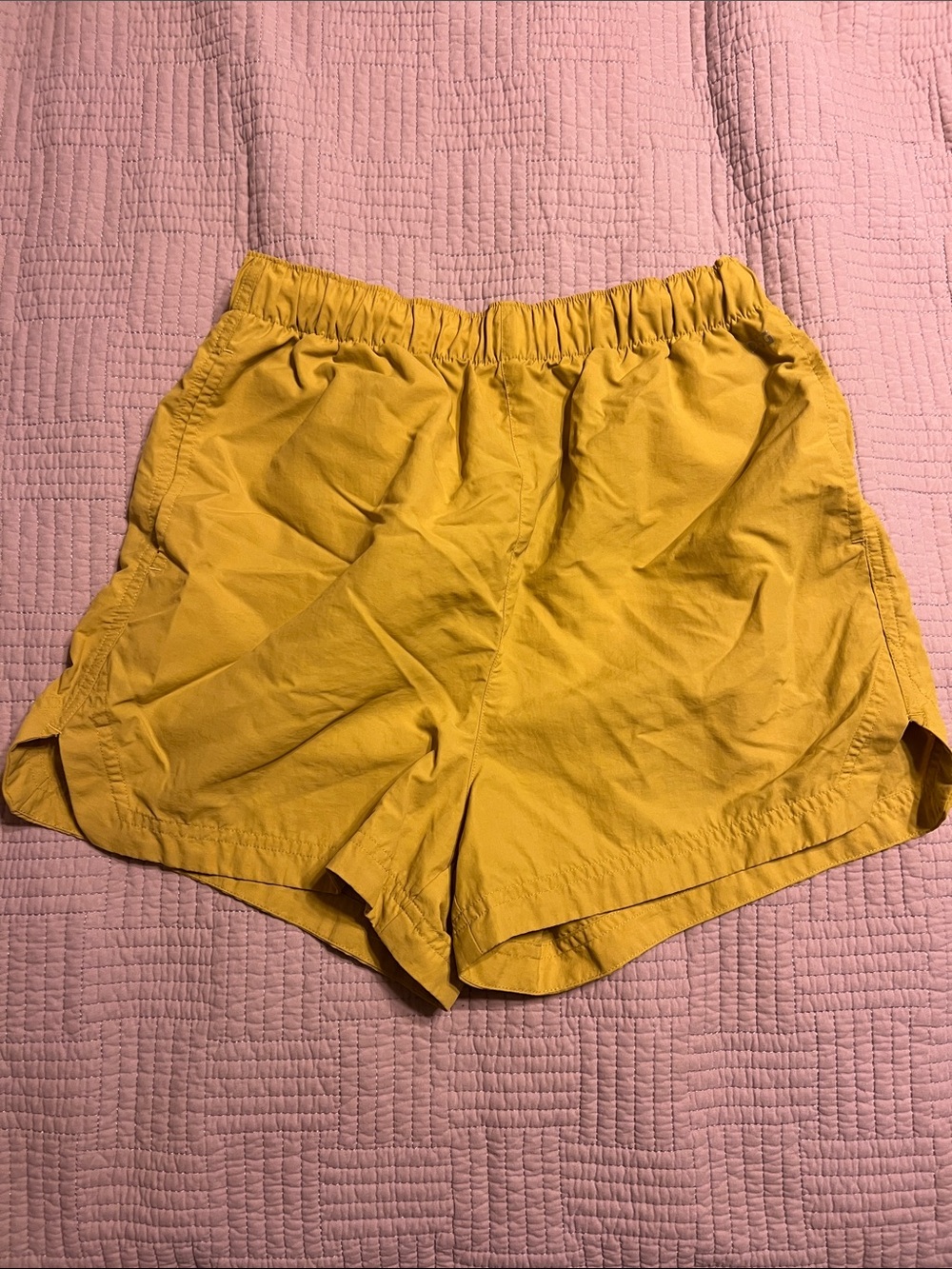 DSG Women's Yellow Elastic-Waist Athletic Shorts with pockets